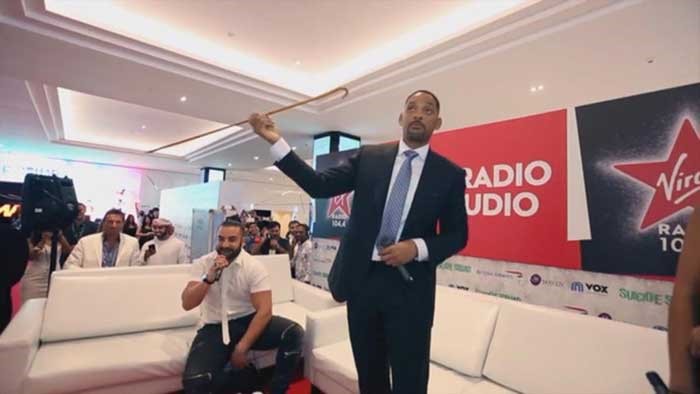 بالفيديو.. ويل سميث يرقص اليولة الإماراتية في دبي