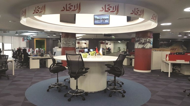 صالة التحرير في جريدة الاتحاد الاماراتية وجهود متكاملة﻿