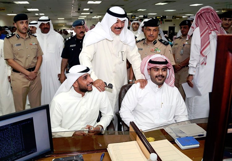 الخالد:  مكرمة أميرية بتجنيس 300 من أبناء الأرامل والمطلقات وأبناء وأحفاد المتجنسين تُعلن الأسبوع المقبل