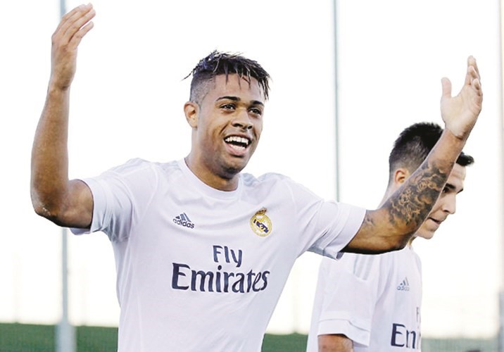 مهاجم ريال مدريد ماريانو ميخيا