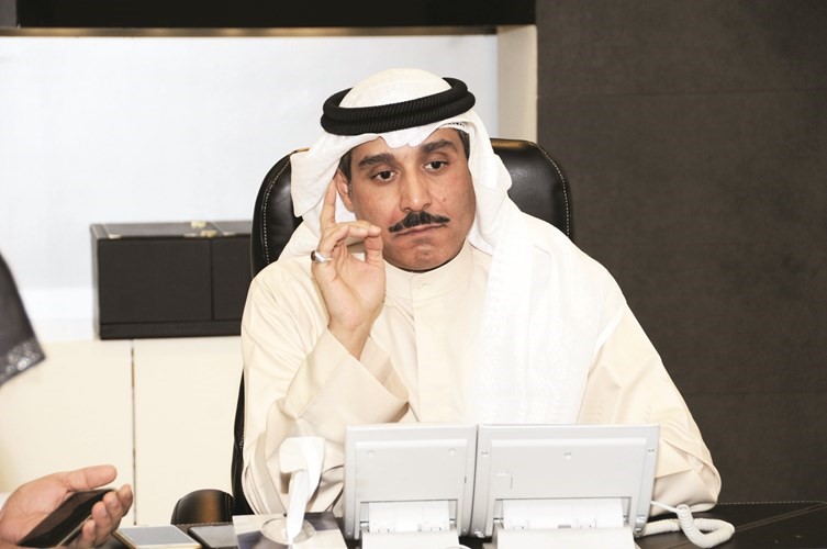 أحمد الحريبي: «هناك من يخرّب علي بالساحة الفنية.. لكن أهلاً بالحرب فأنا لها»