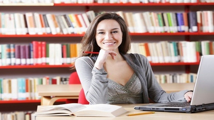 المرأة الذكية تطيل عمر زوجها