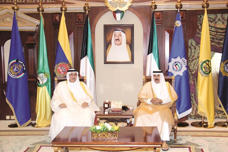 سمو ولي العهد الشيخ نواف الاحمد مستقبلا احمد الجسار﻿