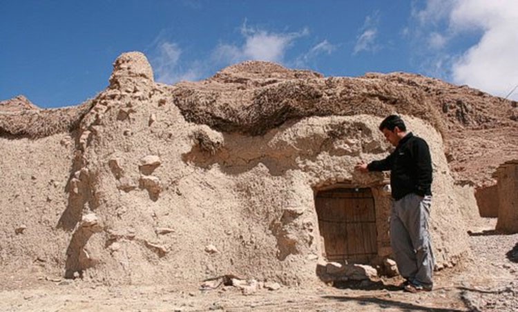 بالصور.. اكتشاف قرية للأقزام على الحدود الإيرانية - الأفغانية