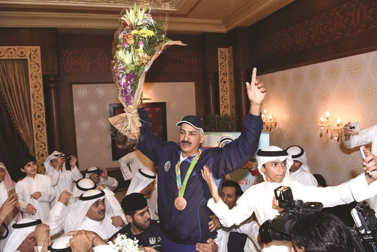 والبطل البرونزي الرشيدي غداً الخميس في «ديوانية الأنباء»