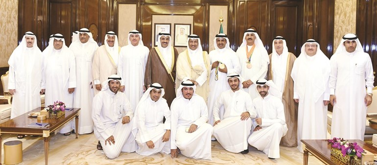 رئيس الوزراء استقبل الحمود والديحاني والرشيدي
