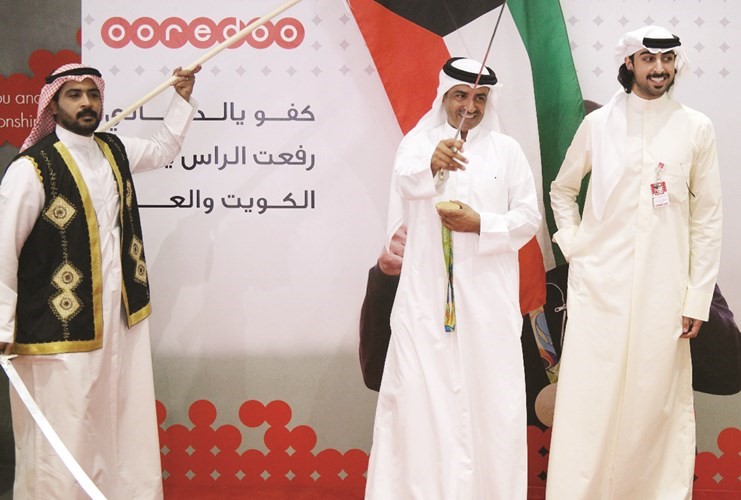  اثناء اداء العرضة