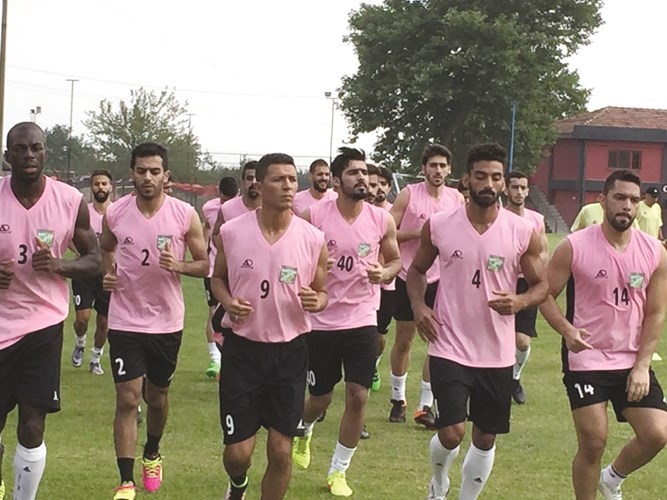 العربي يستعد لمواجهة التضامن غداً والصالح جاهز