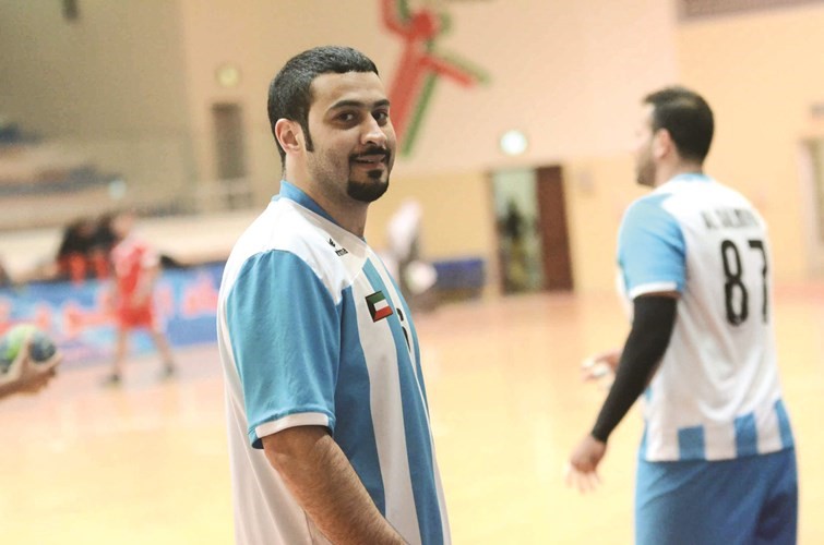 رائد التراك يعود للعب من بوابة كاظمة﻿