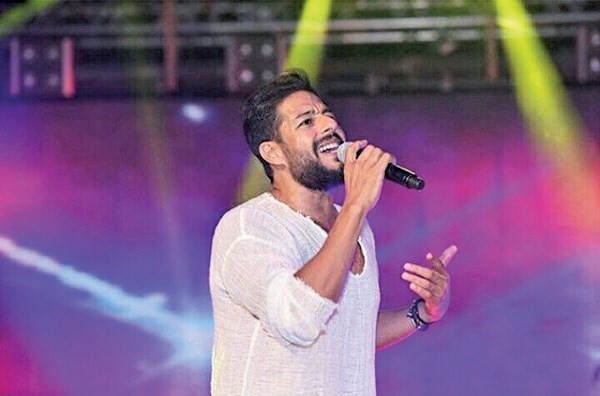 محمد حماقي في الحفل
