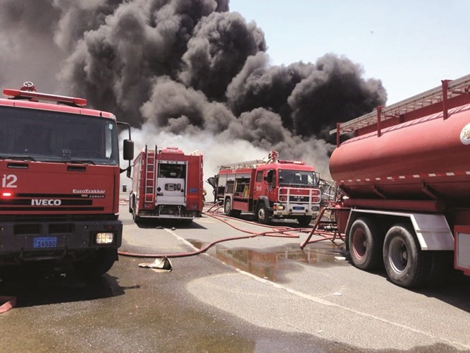 الحمادي  لـ «الأنباء»: «إطفاء الأحمدي» قادر على التعامل مع الحرائق النفطية
