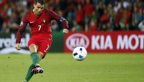 لاعبون ممثلون... من الكُرة إلى كواليس الدراما