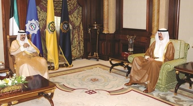 سمو ولي العهد الشيخ نواف الاحمد مستقبلا الشيخ محمد الخالد﻿