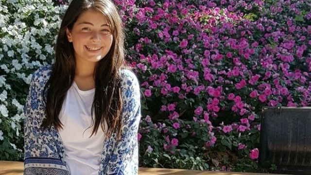 شاهدوا.. كيف تغيرت ملامح إبنة أحمد زاهر بعد ابتعادها عن التمثيل