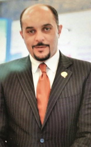عزت ابو العز 