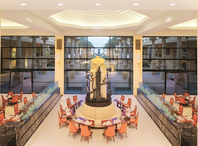 اقامة استثنائية