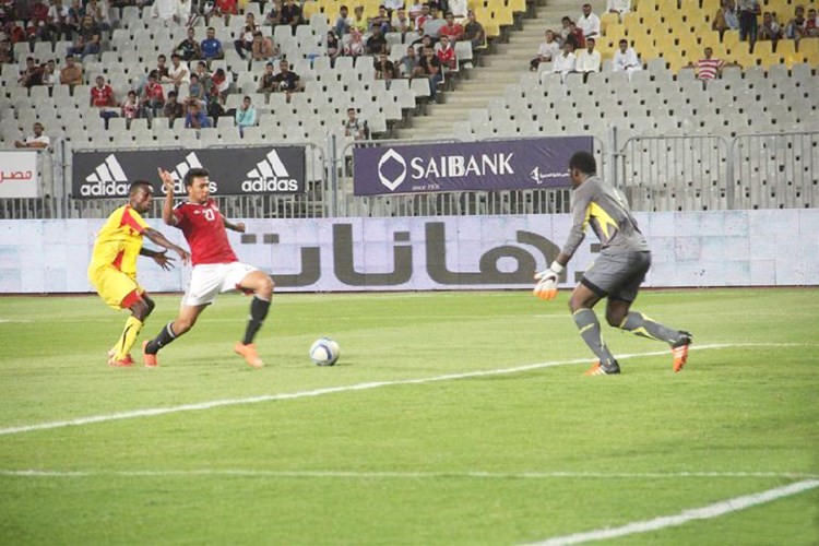 تريزيجيه يحرز الهدف الوحيد للفراعنة