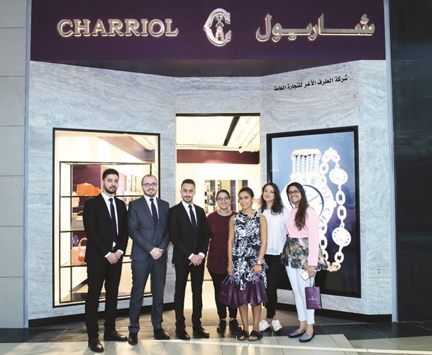 متجر شاريول في الافنيوز﻿