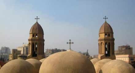 «إقرار قانون الكنائس» يعود بذاكرة المصريين إلى برلمان 1979