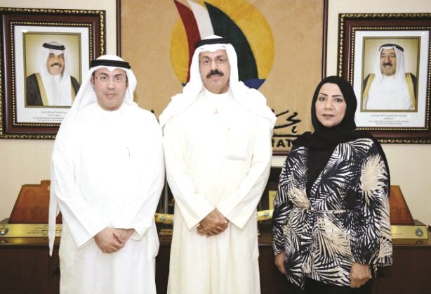 الفريق اول م الشيخ احمد النواف مستقبلا عهود العمر ﻿