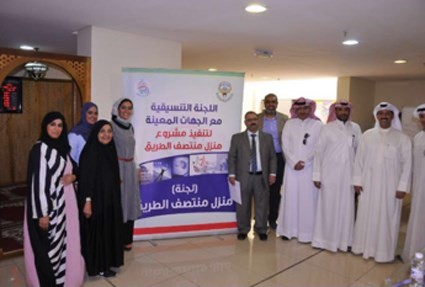 اللجنة التنسيقية لدى زيارة المشروع﻿