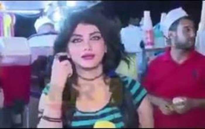 بالفيديو.. شاهد ماذا فعلت مذيعة عربية بكواليس التصوير