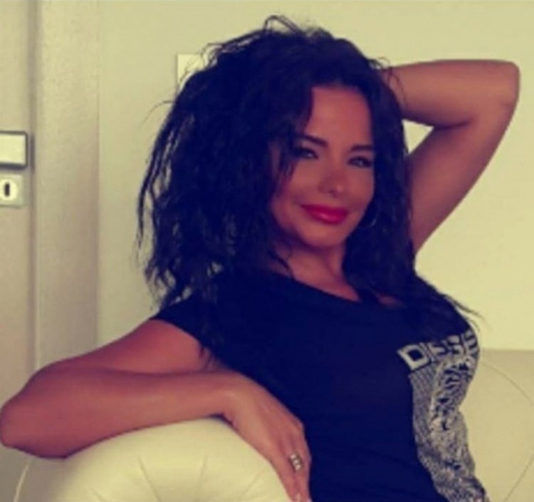 إصابة فنّانة سوريّة في دمشق ونقلها إلى المستشفى