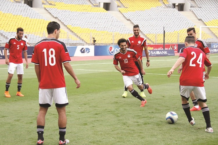 محمد صلاح الاسم الابرز في تشكيلة منتخب مصر 