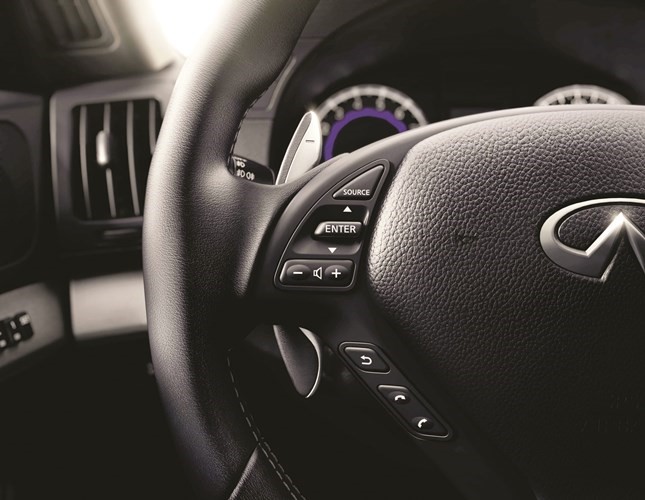 %0 أرباح على سيارتي QX60 وQ60 من «إنفينيتي البابطين»