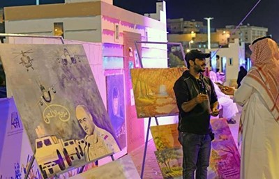 بالصور.. فنان سعودي عائد من الحد الجنوبي يعبر عن تضامنه مع المرابطين بالرسم