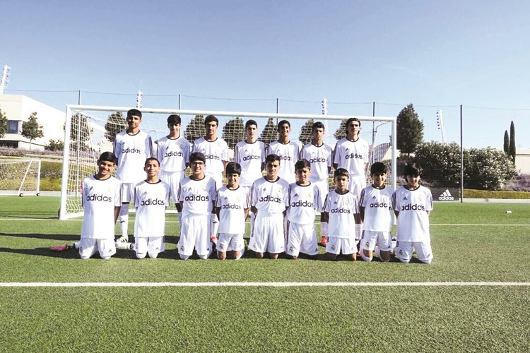 لاعبو اكاديمية VIVA ريال مدريد