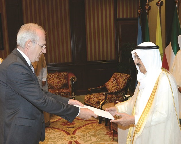 صاحب السمو يستقبل سفير جمهورية اليونان