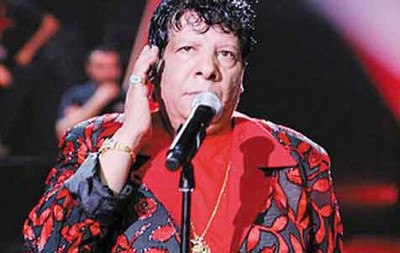 بالفيديو..نجل شعبان عبد الرحيم يغني على الهواء