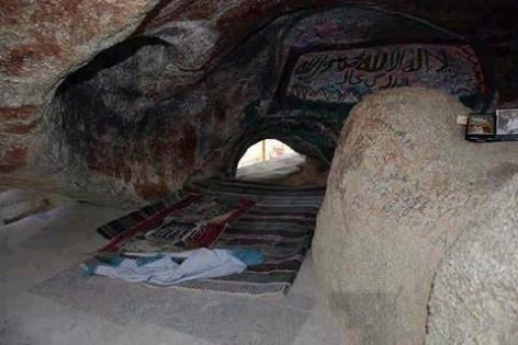 بالفيديو والصور.. ماذا يوجد داخل غار حراء