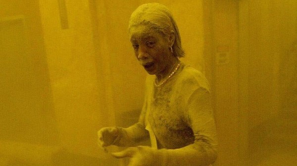 عام على رحيل «امرأة الغبار».. فماذا حدث لها