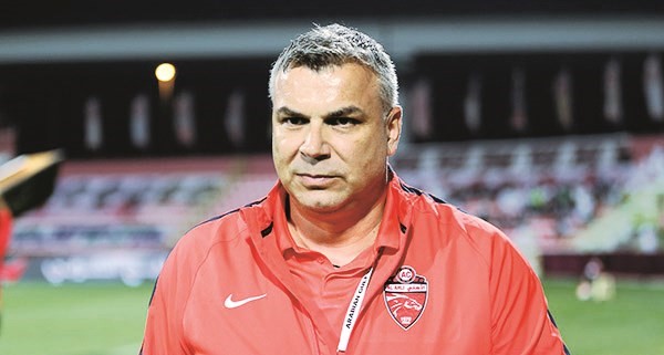 اولاريو مدرب الاهلي﻿