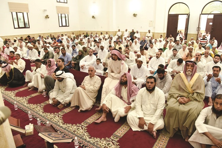 الاستماع الى خطبة العيد	 احمد علي﻿