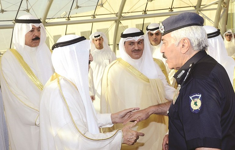 اللواء محمود الدوسري مودعا صاحب السمو قبيل مغادرته الى نيويورك﻿