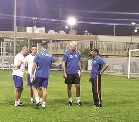 مدرب كاظمة ماتروك يطلب مباراة ودية اخيرة قبل انطلاق الدوري ﻿