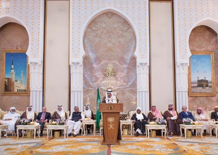 خادم الحرمين الشريفين يقيم حفل الاستقبال السنوي لاصحاب الدولة وكبار الشخصيات الاسلامية الذين ادوا فريضة الحج هذا العام واس