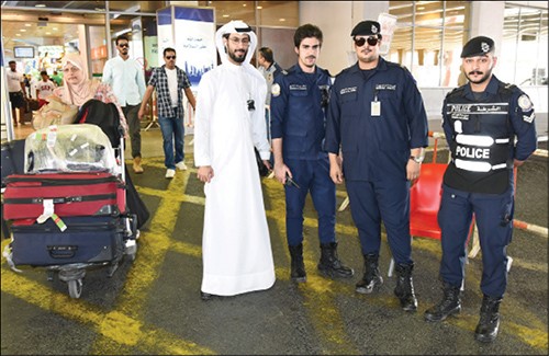 جهود مميزة من رجال الداخلية في استقبال الحجاج