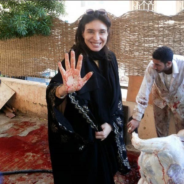 بالصور.. هكذا احتفل فنانو مصر بذبح خروف العيد