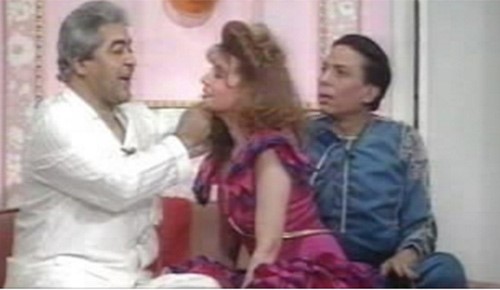 موقف غريب تعرض له عادل امام ومشيرة اسماعيل على سرير "الواد سيد الشغال"