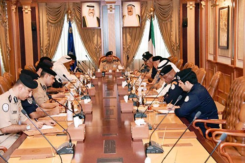 الفريق سليمان الفهد مترئسا الاجتماع الذي ضم وكلاء وزارة الداخلية الميدانيين﻿