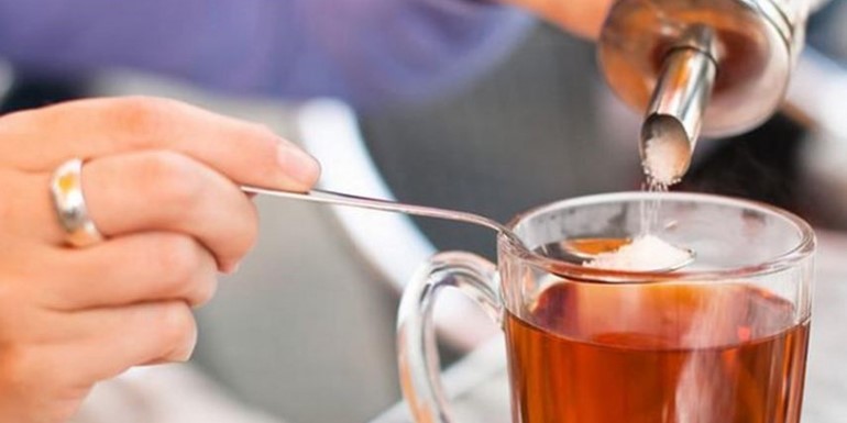 حقائق "مرّة" عن السكر.. هل كانت الشركات تكذب منذ نصف قرن؟