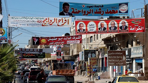 فتح مراكز الاقتراع للانتخابات التشريعية في الأردن