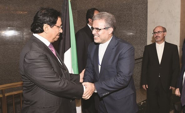 سمو الشيخ جابر المبارك مرحبا بضيوفه﻿
