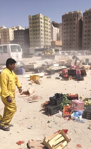 موقع السوق بعد المداهمة ﻿