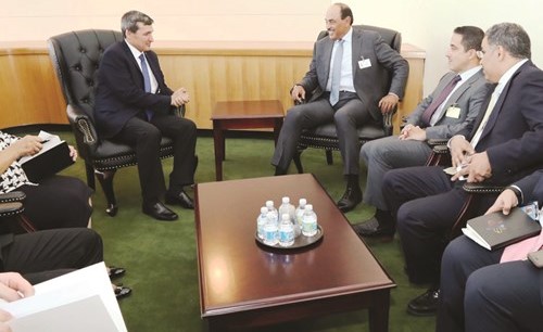 الشيخ صباح الخالد خلال لقائه وزير خارجية تركمانستان رشيد ميريموف ﻿