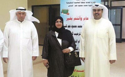 بدرية الخالدي اثناء جولتها﻿